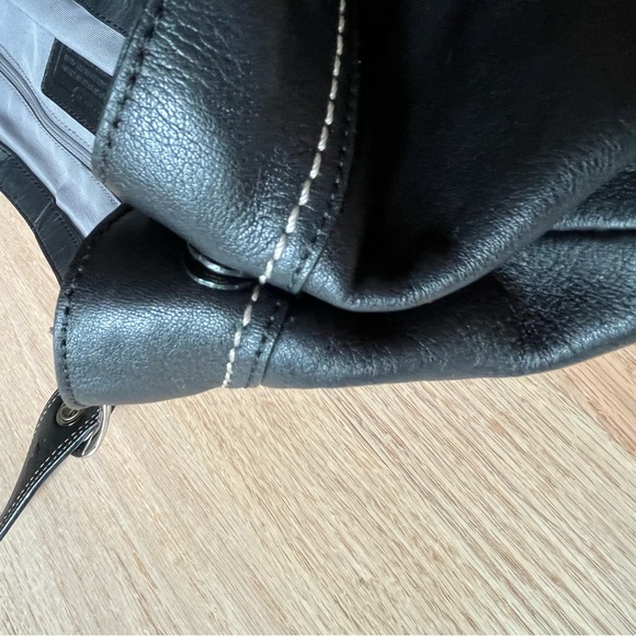 Authentic COACH Soho Large Black Pleated Tote / Shoulder Bag - Picture 13 of 13